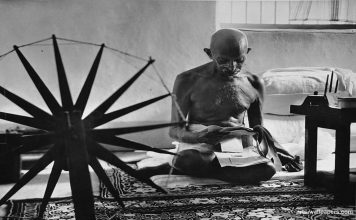 Gandhi Was Feudal Minded: Justice Markandey Katju Mahatma gandhi - markandey katju