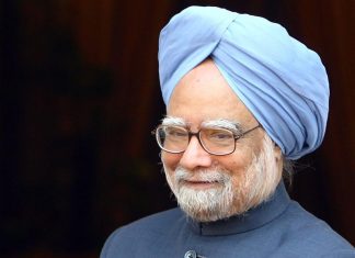 Manmohan Singh Terms Demonetisation, “Organised Loot & Legalised Plunder” Manmohan Singh on Demonetisation