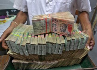 Expert’s Views And SM Reactions On Modi’s Currency Demonetisation demonetisation - informal entrepreneurs