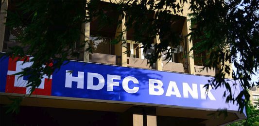 HDFC Bank Leads The Pack, Resumes Hefty Levies On Cash Transactions hdfc bank levies on cash transactions