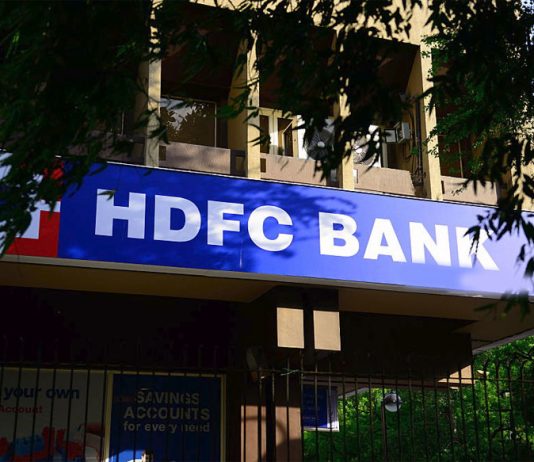 HDFC Bank Leads The Pack, Resumes Hefty Levies On Cash Transactions hdfc bank levies on cash transactions