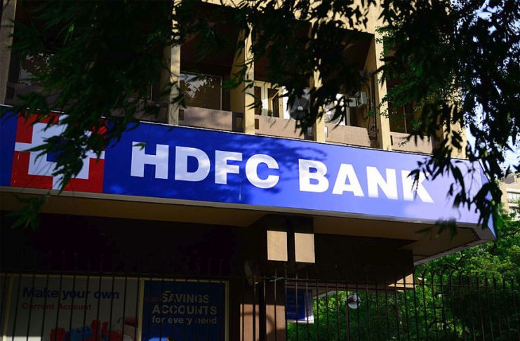 hdfc bank levies on cash transactions