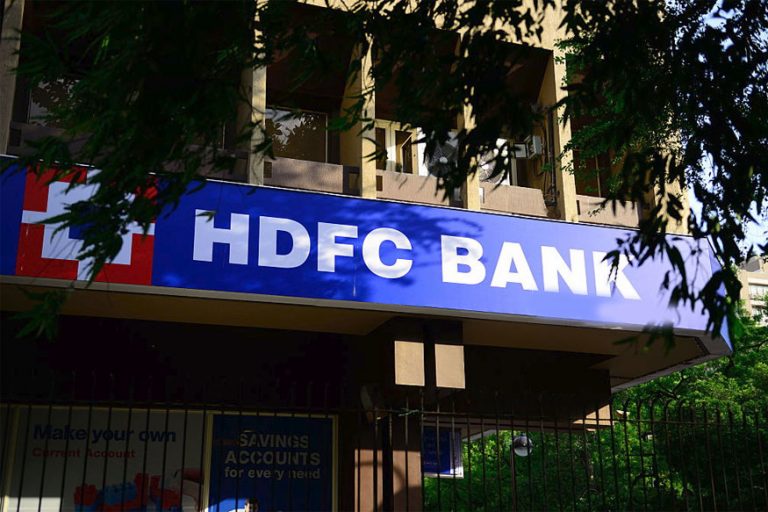 hdfc bank levies on cash transactions