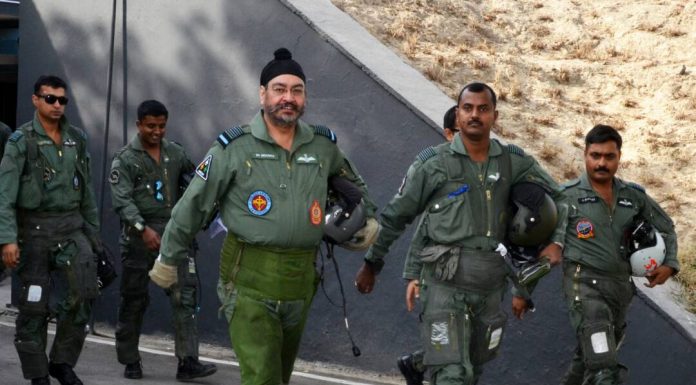 IAF Chief Takes To The Skies, Leads The ‘Missing Man’ Formation Flypast Missing Man Formation