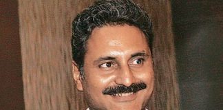High Court Acquits Mahmood Farooqui Of ‘Peepli Live’ Fame – But Is The Justice Served? mahmood farooqui peepli live co-director