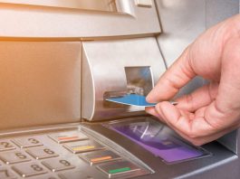 Robbers carry away ATM