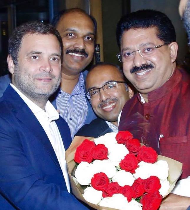 Mr Mansoor Palloor with Shri Rahul Gandhi