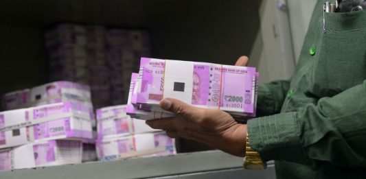 Black Money Or White Is Immaterial, You Can Hold Cash Upto Rs 1 Crore SIT on Black money