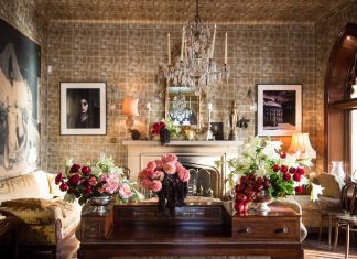 Can India Take Advantage Of The American-Chinese Trade War? wooden furniture