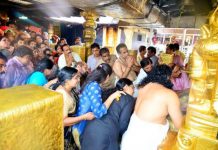 Supreme Court Upholds Womens’ Right To Enter Sabarimala & Pray Sabarimala temple - women entry