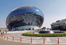 7 Reasons Why Pune Is The Best Place To Invest In Properties In India Invest in Properties in Pune - Infosys building