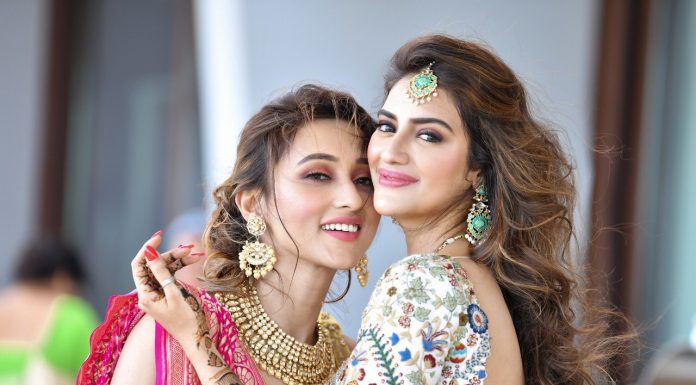 Top 10 Most Beautiful Female Politicians Of India (2021) | N4M Reviews Top Most Beautiful Female Politicians in India