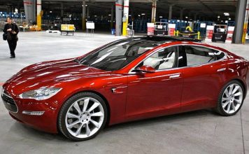 Elon Musk Brings Cheer To Tesla’s Indian Fans – Car To Be On Road In 2020 Elon Musk's Tesla Electric Car For India