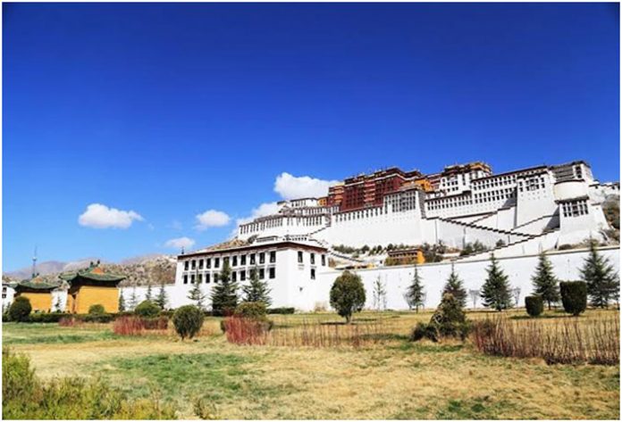 Potala Palace - Tourist Places in China