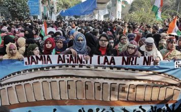 Scores Of Anti-CAA Protesters Injured Trying To March To Indian Parliament – Delhi Jamia Millia Students Marching to The Indian Parliament