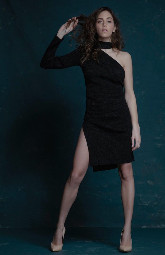Oyku Karayel Turkish Model Actress
