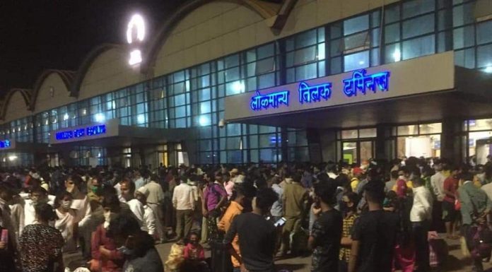 Branded Selfish & Insensitive, What Choice Do Inter-State Migrants Have? Inter state migrants leave mumbai after corona crisis lockdown