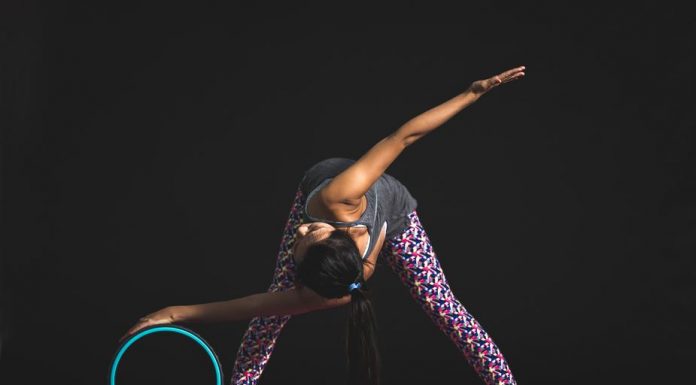 Top Most New Age Fitness Techniques Recommended For You Spinal Twist - New Age Fitness Techniques