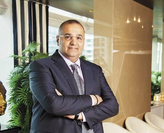 While Poor Trudged, DHFL Caravan Covered 180 Kms, Zipping Past Police Amidst Lockdown DHFL-Kapil-Wadhawan