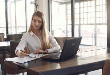 How to Write an Analytical Essay Fast and Easy Analytical essay writing