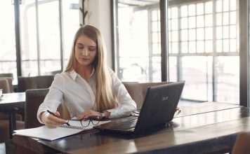 How to Write an Analytical Essay Fast and Easy Analytical essay writing