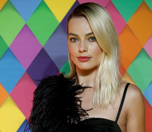 Top 10 Most Beautiful & Hottest Australian Actresses & Models Margot Robbie - Top Most Beautiful Australian Actress