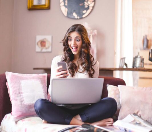 How To Stay Connected With Family That Lives In Another State Stay connected with family