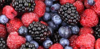 6 Foods to Reduce Stress And Nourish Your Body Foods To Reduce Stress - Berries