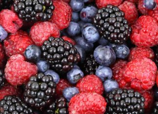 6 Foods to Reduce Stress And Nourish Your Body Foods To Reduce Stress - Berries