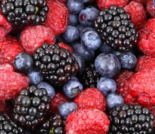 6 Foods to Reduce Stress And Nourish Your Body Foods To Reduce Stress - Berries