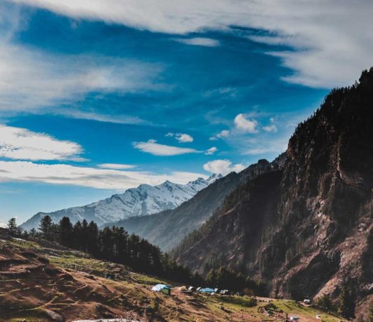 Mountain Tourism in India – The Pristine Himalayas Beckon World Tourists mountains of India