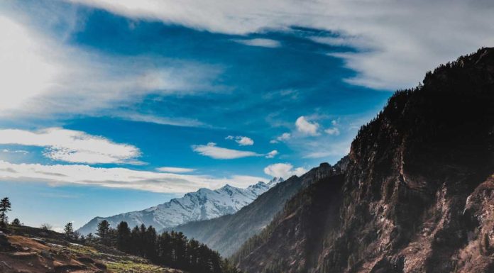 Mountain Tourism in India – The Pristine Himalayas Beckon World Tourists mountains of India