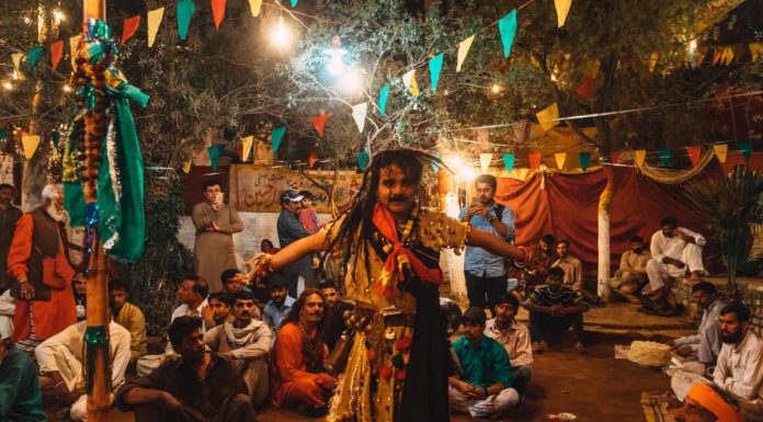 It Happens Only In India – The Idiosyncratic Us (Part 2) Idiosyncratic Indians