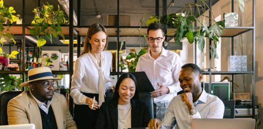 Which Are The Best Employee Training Tools For Your Business? Best Employee Training Tools