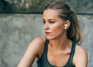 Heading Out For A Trip? Choose From These Trendy Wireless Earbuds Trendy Wireless Earbuds