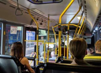 How To Make Public Transport Commuting More Enjoyable? Public Transport commuting
