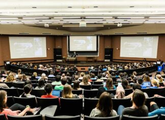 Major Redesign Of Higher Education Needed For New India Seminar in Progress