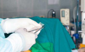 Have You Been Advised Hernia Surgery? Here’s A Comprehensive Review, You Must Know Hernia Surgery in progress