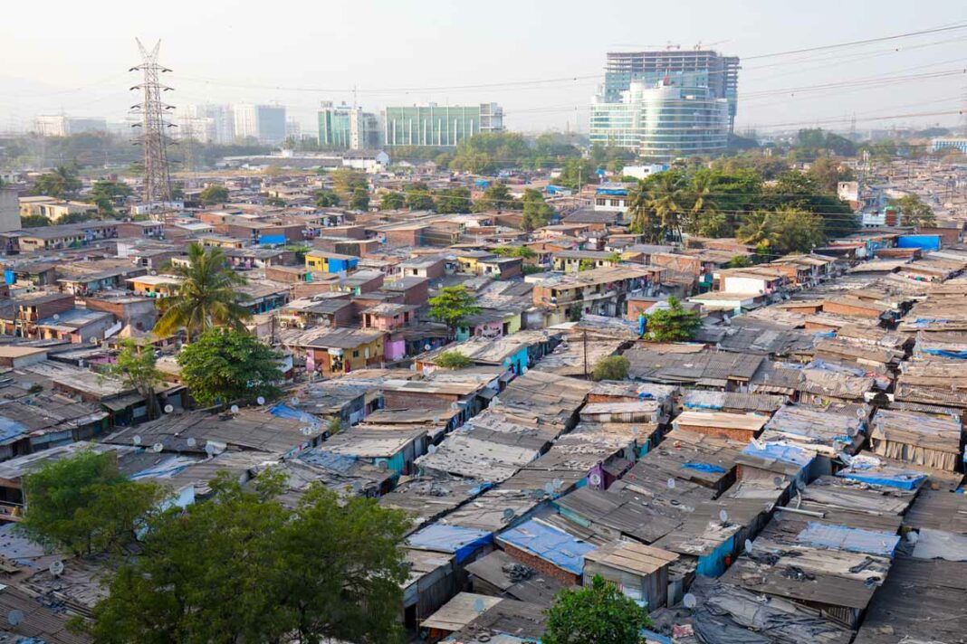 People living in Shanties, Mumbai
