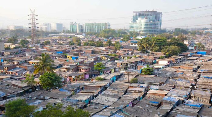 Arthashastra Is Not Arthametics People living in Shanties, Mumbai