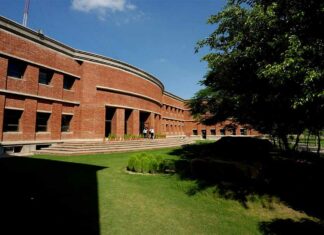 IILM University Greater Noida – A Feather In Uttar Pradesh CM Yogi’s Cap IILM University