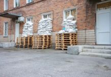 ‘Ukrainian Army Endangering Civilians’, Charges Amnesty International Air Raid Precautions