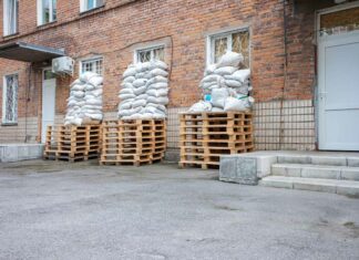 ‘Ukrainian Army Endangering Civilians’, Charges Amnesty International Air Raid Precautions