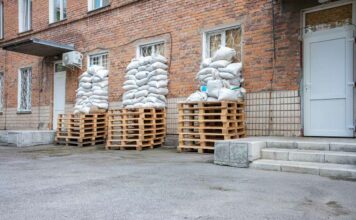 ‘Ukrainian Army Endangering Civilians’, Charges Amnesty International Air Raid Precautions