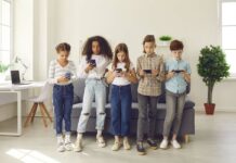 Digital Distractions – A Disturbing Trend That Is Destroying Gen Alpha Digital Distractions