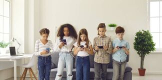 Digital Distractions – A Disturbing Trend That Is Destroying Gen Alpha Digital Distractions