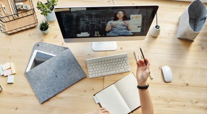 Helpful Advice For Students Studying Online Students studying online