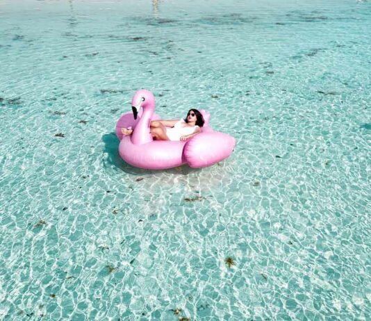 5 Tips For Keeping Your Cool In Summer Heat Cooling off in Summer Heat