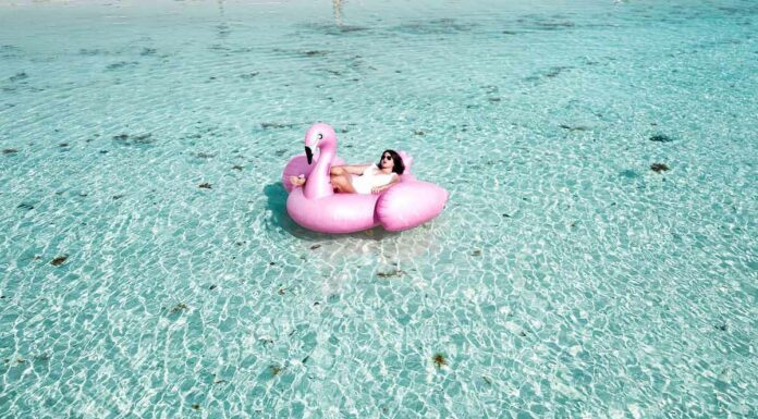 5 Tips For Keeping Your Cool In Summer Heat Cooling off in Summer Heat