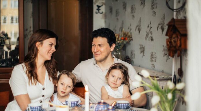 Russian Grain Vital To Avoid The Looming Global Food Crisis Family having dinner